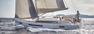 Jeanneau Sun-odyssey 490 underway full sail